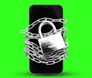 No Phone, No Social Safety Net: Welcome to the ‘Offline Club’