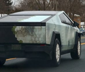 Tesla Loses Its EV Crown to BYD as Sales Keep Dropping