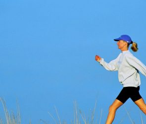 Here’s How Long You Should Walk Every Day to Prevent Back Pain