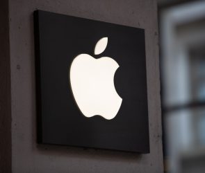 The Apple Store in Turin is placed in Via Roma in the center of the city.