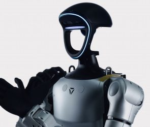 Your First Humanoid Robot Coworker Will Probably Be Chinese