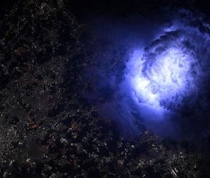 Astronaut snaps spectacular photo of lightning above Italy