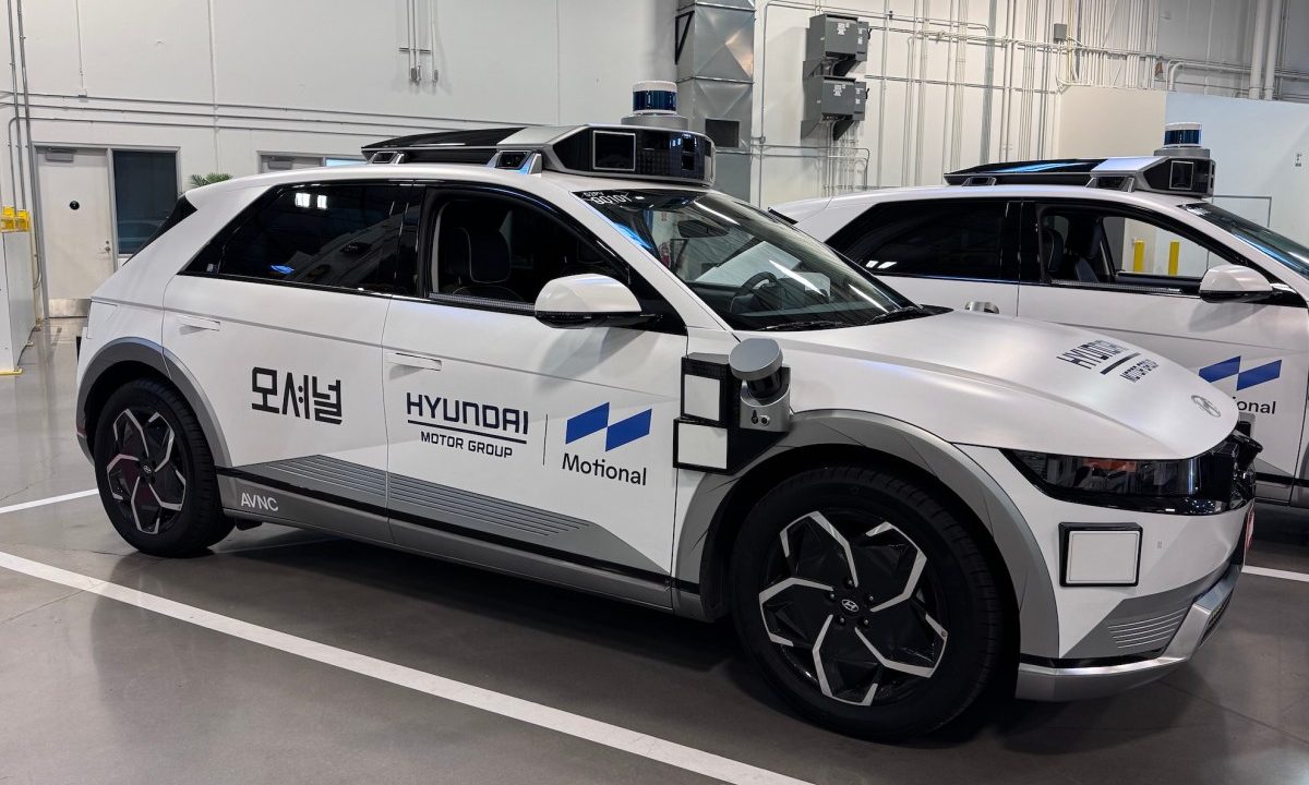 Motional puts AI at center of robotaxi reboot as it targets 2026 for driverless service