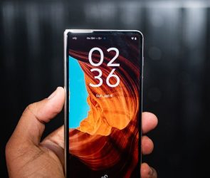 Motorola Razr Fold Book-Style Foldable: Specs, Details, Release Date