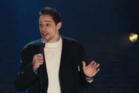 Netflix’s first original video podcasts feature Pete Davidson and Michael Irvin
