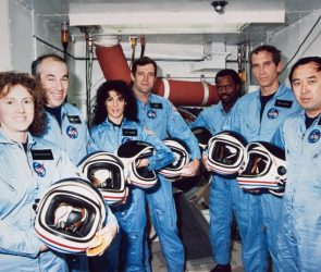 6 science milestones turning 40 this year