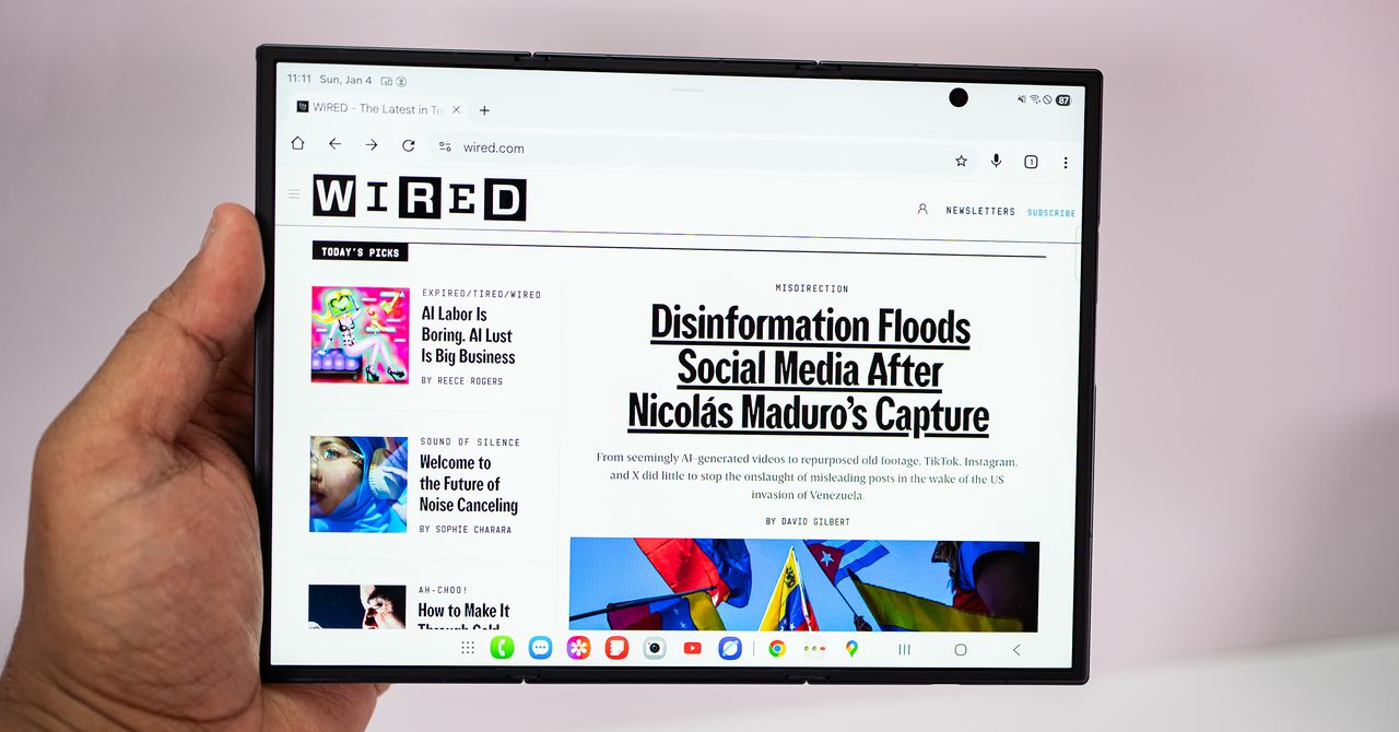 Samsung Galaxy Z Trifold Hands On: This Is the Phone-Tablet Hybrid You're Looking For