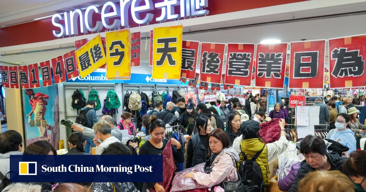 Hongkongers flock to say goodbye as landmark Sha Shui Po department store closes