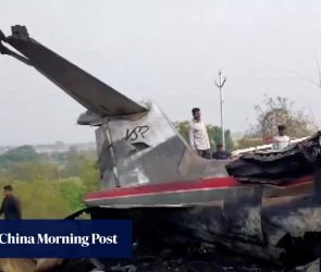 Plane crashes in India, killing Maharashtra deputy chief minister and 4 others