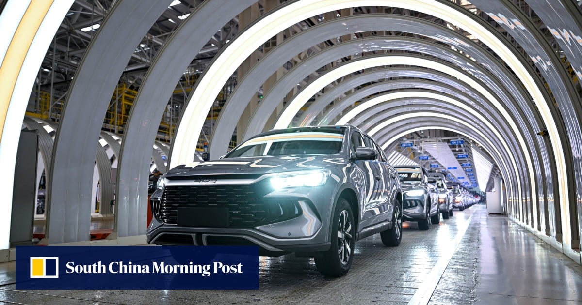 Tesla hits record sales; Chinese carmakers eye third of global market: 7 EV reads