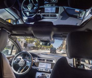 New Data Shows Robotaxis Competing on Price—and Speed