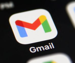 2020 Gmail icon on iOS 14