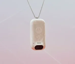motorola_ai_pendant_prototype_edited_1767752656