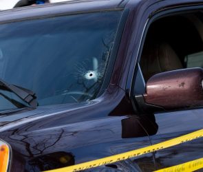 GoFundMe Ignores Own Rules by Hosting a Legal-Defense Fund for the ICE Agent Who Killed Renee Good