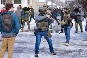 People Are Using AI to Falsely Identify the Federal Agent Who Shot Renee Good