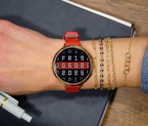 Pebble reboots its thinnest smartwatch with the Pebble Round 2