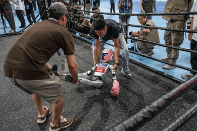 2025 proved humanoid robots are here to stay. And fall down.