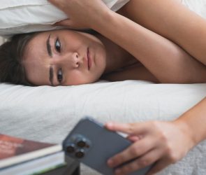 How to avoid the iPhone's notorious 'silent alarm' bug