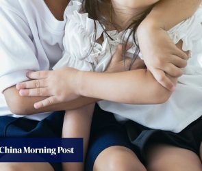 China couple abandon their young children at hotel after dispute, spark heated debate