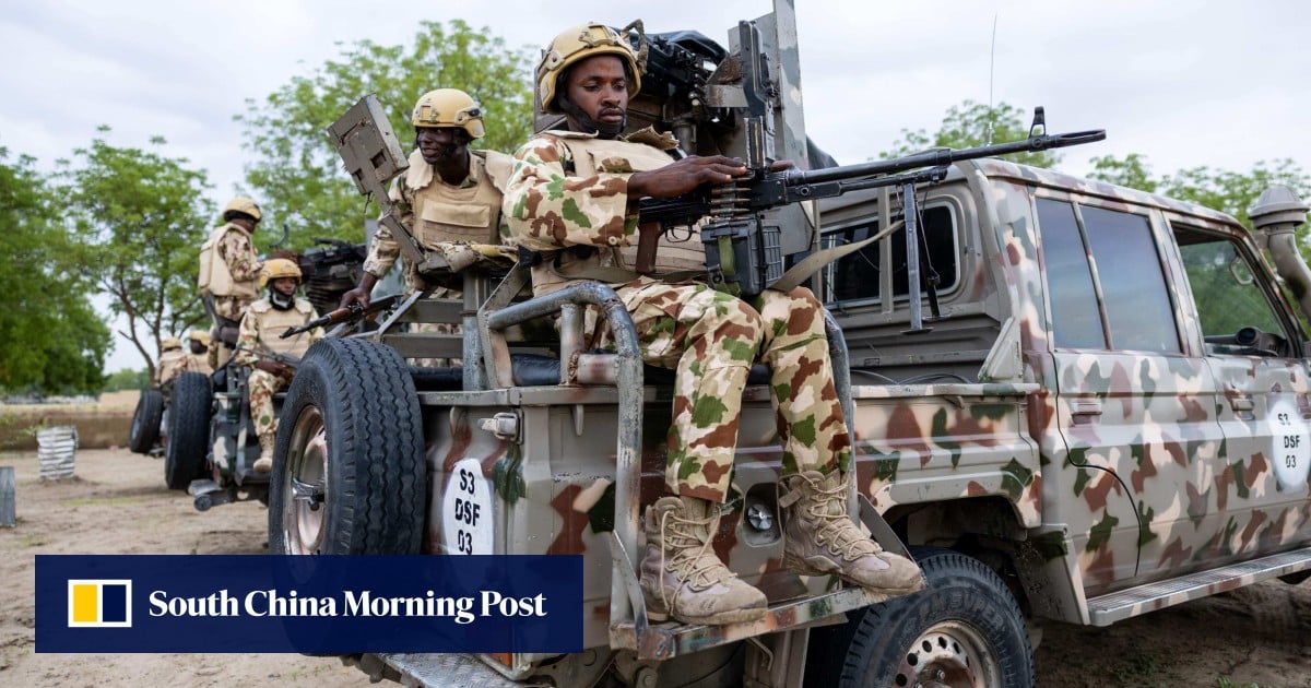 Nigerian army kills top Boko Haram commander, 10 militants in night raid