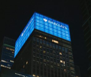 Barclays bets on AI to cut costs and boost returns