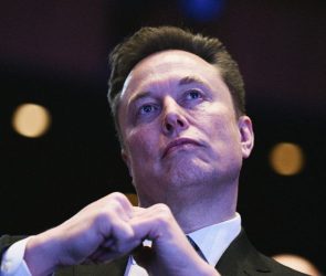 Elon Musk's X Appears to Be Violating US Sanctions by Selling Premium Accounts to Iranian Leaders