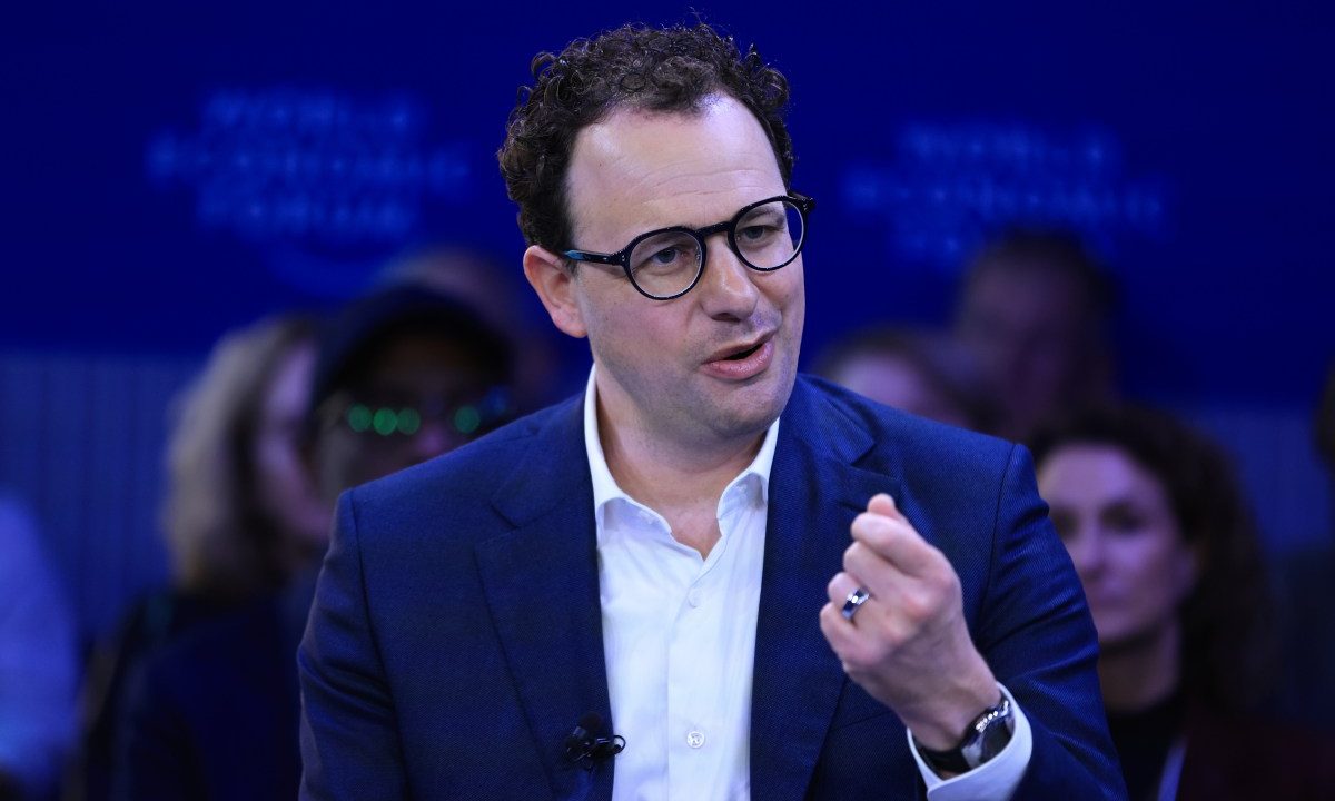 Anthropic raises another $30 billion in series G, with a new value of $380 billion