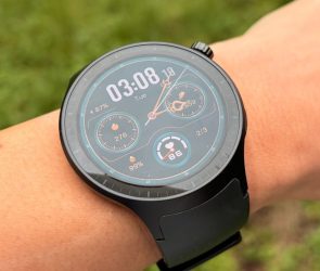 Motorola Moto Watch Review: Polar-Powered