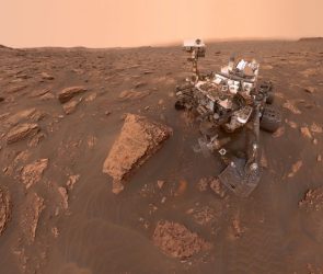 Martian Dust Storm Grows Global Curiosity Captures Photos