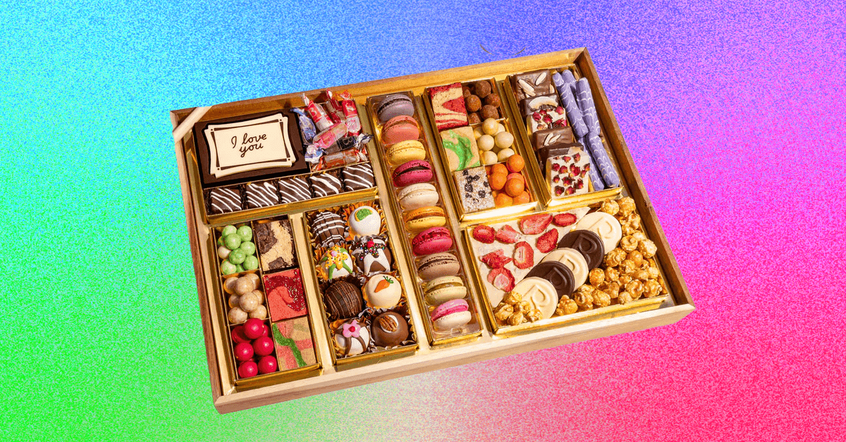 Need a Splashy Last Minute Valentine’s Day Gift? Try This Dessert Box