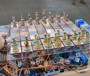 Man builds electrified chessboard that shocks players for bad moves