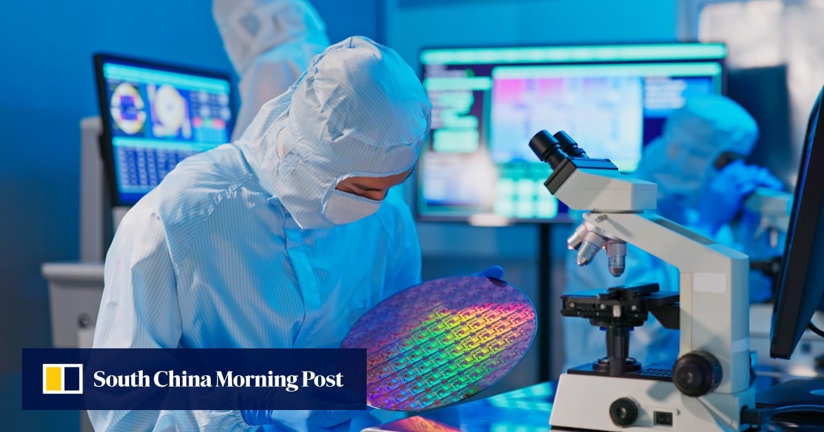 Chinese scientists hit breakthrough on 2D semiconductor wafers