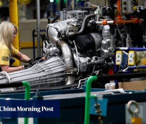 US factory output hits one-year high as manufacturing sector recovers