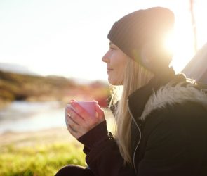 Is drinking hot water in the morning really good for you?