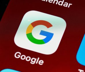 How to clear space in your Google for free