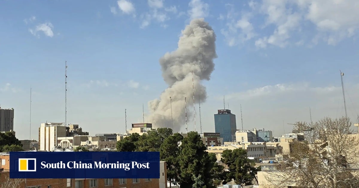 Israel claims to have killed top Iranian officials as joint military assault continues