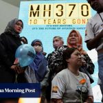 Families of MH370 passengers urge Malaysia to extend ocean search