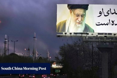Iran delays funeral of supreme leader over crowd concerns