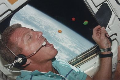 Artemis II astronauts will eat a lot of tortillas on their trip to the moon