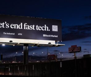 These Official ChromeOS Flex USB Sticks Can Give Your Old Mac or Windows PC a Second Life