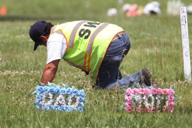 Moss helped nab notorious grave-robbers