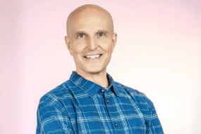 His house burned down. He used the insurance money to build PopSockets.