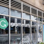 Grammarly Is Offering ‘Expert’ AI Reviews From Your Favorite Authors—Dead or Alive