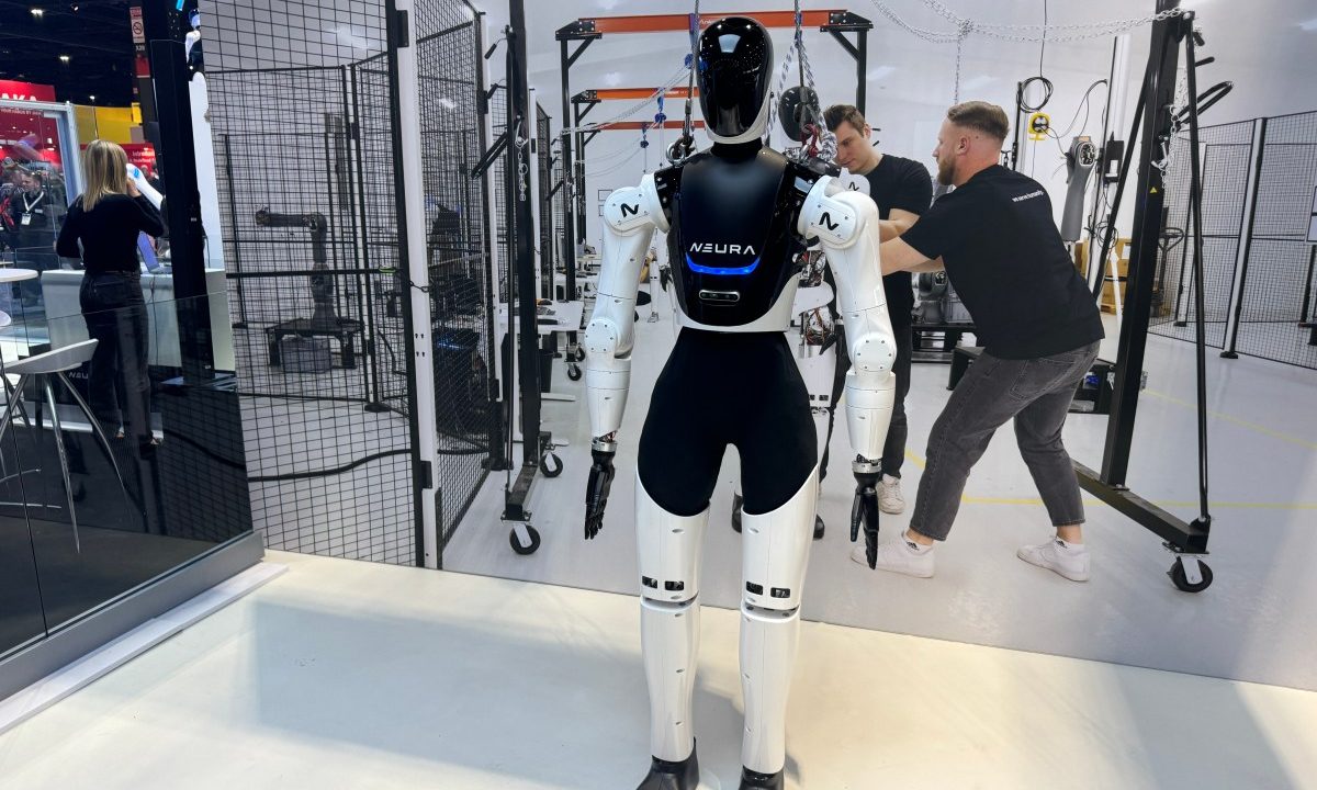 Neura 4NE-1 humanoid robot