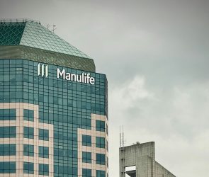 Manulife moves AI agents into core financial workflows