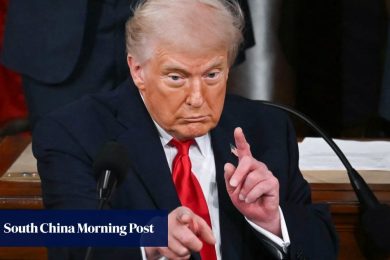 Trump, in abrupt reversal, to continue fight against Big Law firms