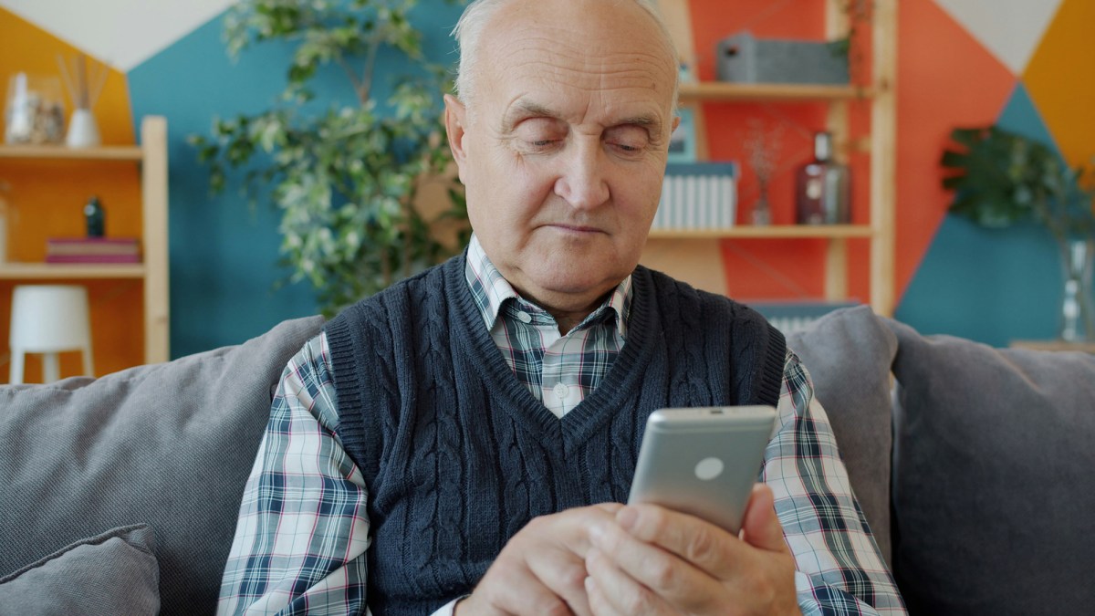 How to make any smartphone easier to use for a senior citizen